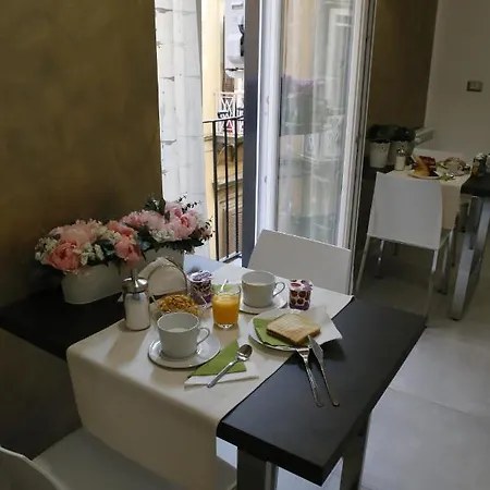 Capitelli נאפולי