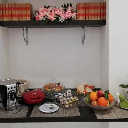 Capitelli לינה וארוחת בוקר נאפולי